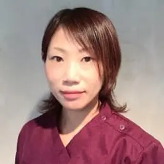 勝部 彩